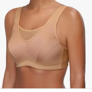 Wingslove Women’s High Impact Sport Bra Full Coverage Wireless Size 40 B Beige